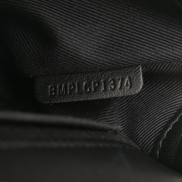 Pre-Loved Burberry Patent Kingdom Flap Crossbody - Picture 7 of 8